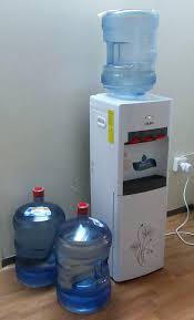 WATER DISPENSER